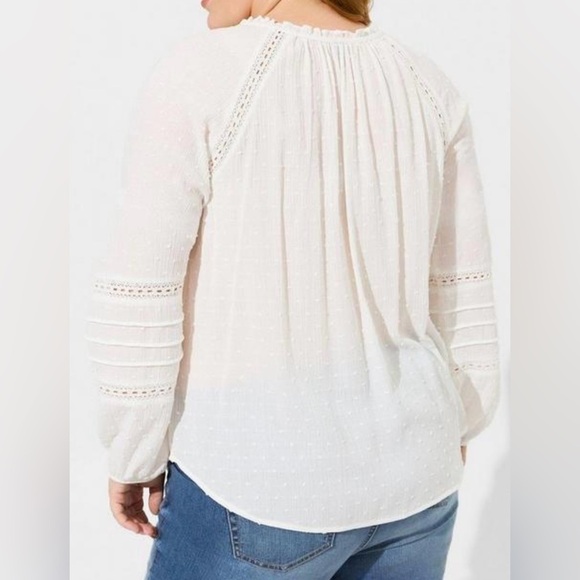 NWT TORRID Women’s Plus Size Long Sleeves Washable Gauze Lace Inset Top Size 4X - Picture 4 of 10